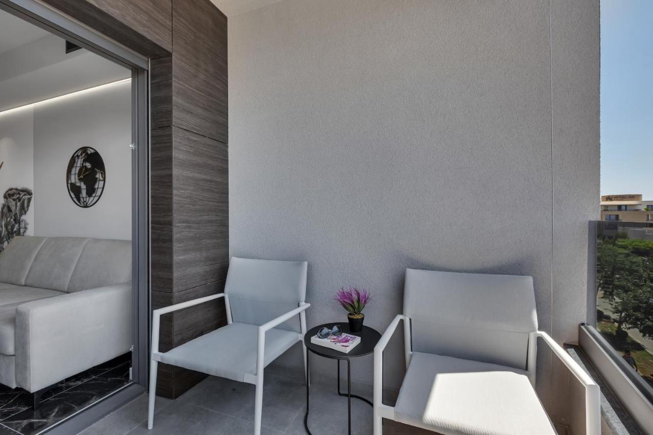 Lux Apartment Dolce Vita - Private Hottub Makarska Extérieur photo