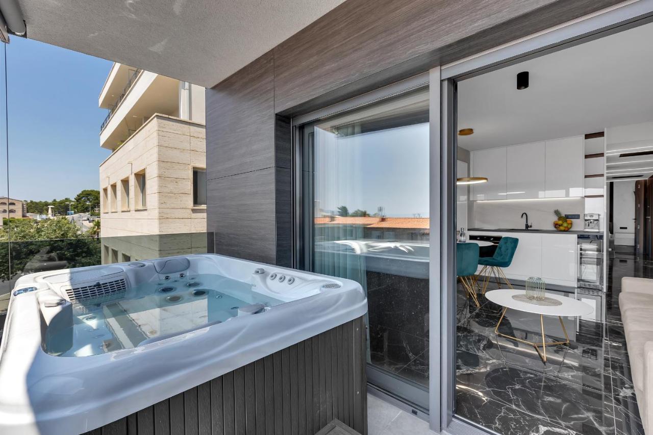 Lux Apartment Dolce Vita - Private Hottub Makarska Extérieur photo