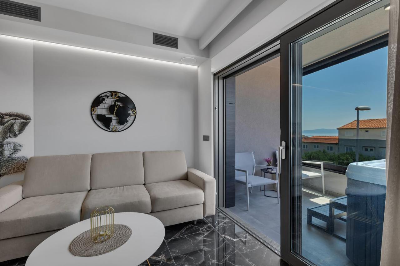 Lux Apartment Dolce Vita - Private Hottub Makarska Extérieur photo