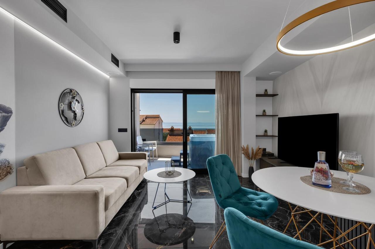 Lux Apartment Dolce Vita - Private Hottub Makarska Extérieur photo